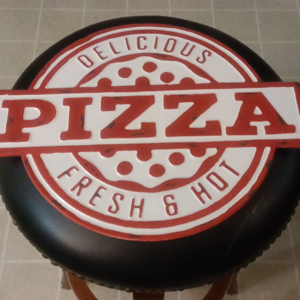 Fresh Pizza sign
